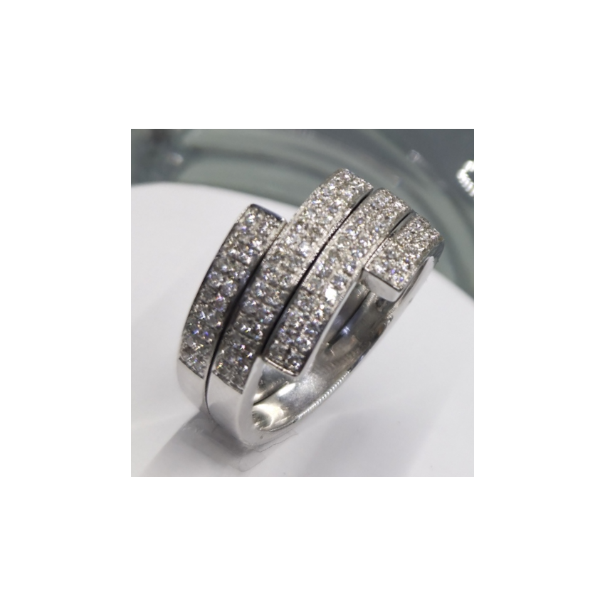 Anel em Ouro Branco 19.25k com Diamantes