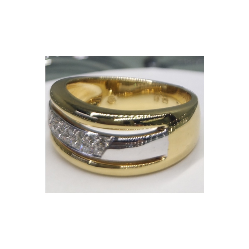 Anel em Ouro 19.25k Bicolor com Diamantes